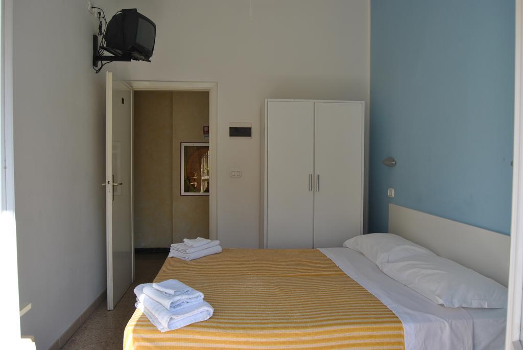 Le Aromatiche B&B Viserbella di Rimini Ngoại thất bức ảnh