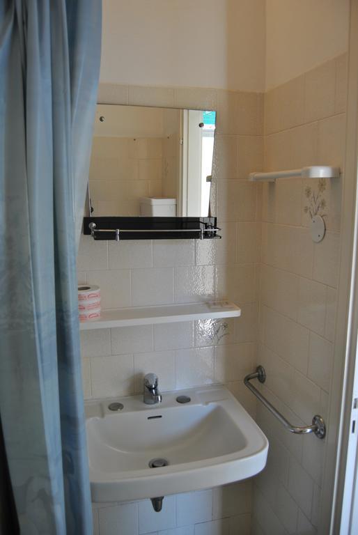 Le Aromatiche B&B Viserbella di Rimini Ngoại thất bức ảnh